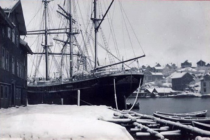 KRR22519020220001 HESPERIA