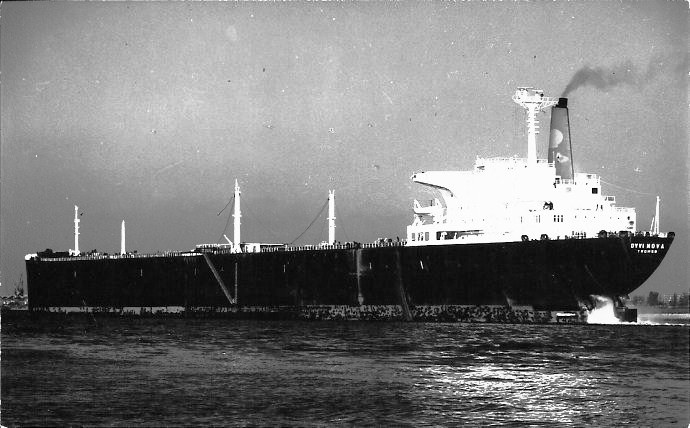 OSL32519760220001 DYVI NOVA
