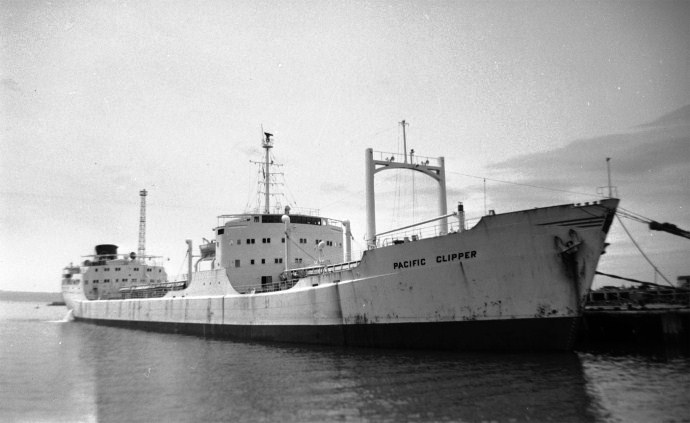 OSL33219590120001 PACIFIC TRADER