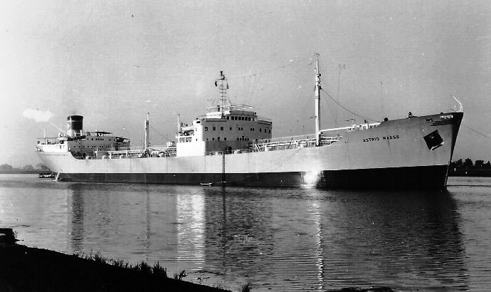 OSL34219600120001 ASTRID NAESS