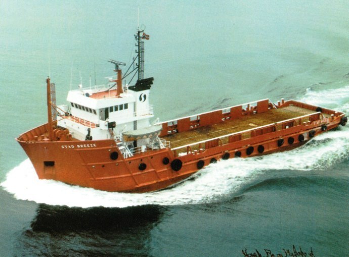 OSL40619810120001 STAD BREEZE