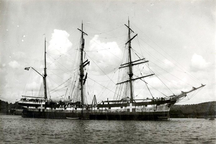 OSL44819170520001 AKAROA