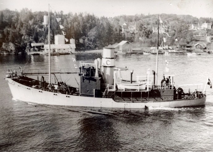 SFJ00219370120001 FALK.JPG