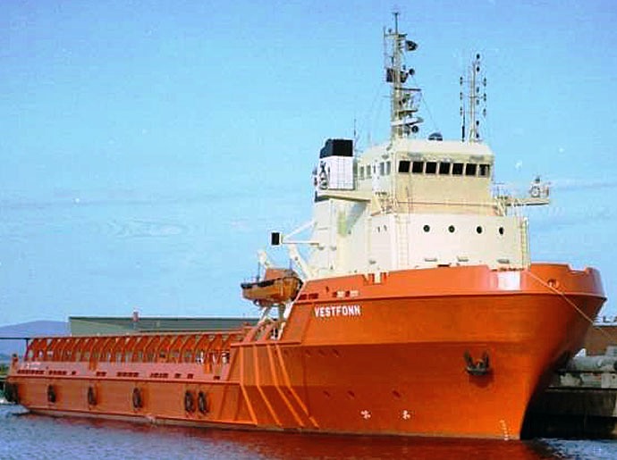 STG10519830220001 VESTFONN