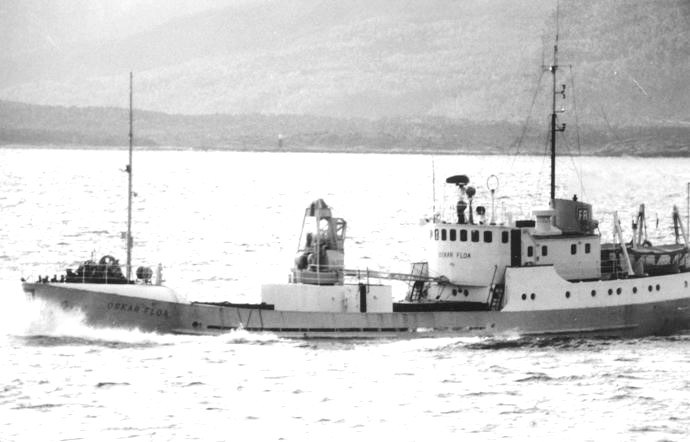 TRS10019510120001 OSKAR FLOA