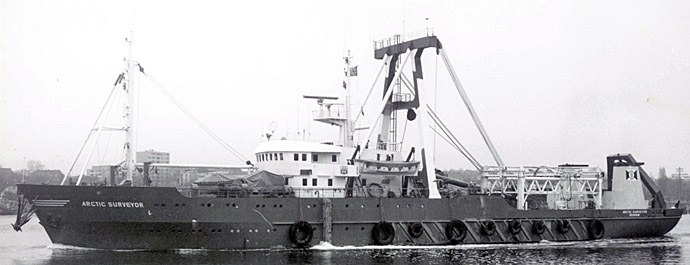 TRS10819740120001 ARTIC SURVEYOR